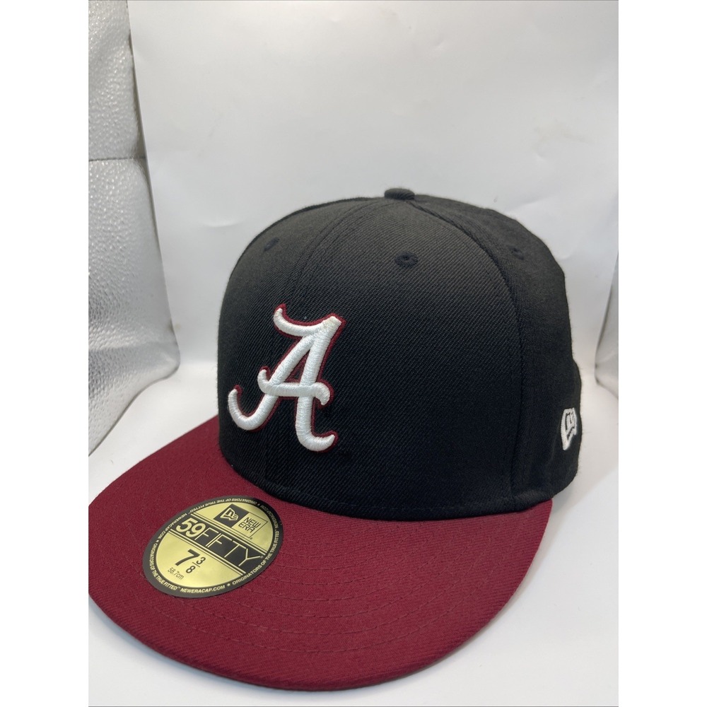 New Era 59Fifty Atlanta Braves 7 3/8 Black Red White Embroidered 100% Wool